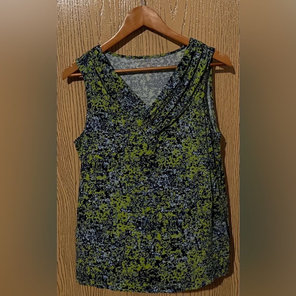 212 Collection woman blue/green sleeveless top large